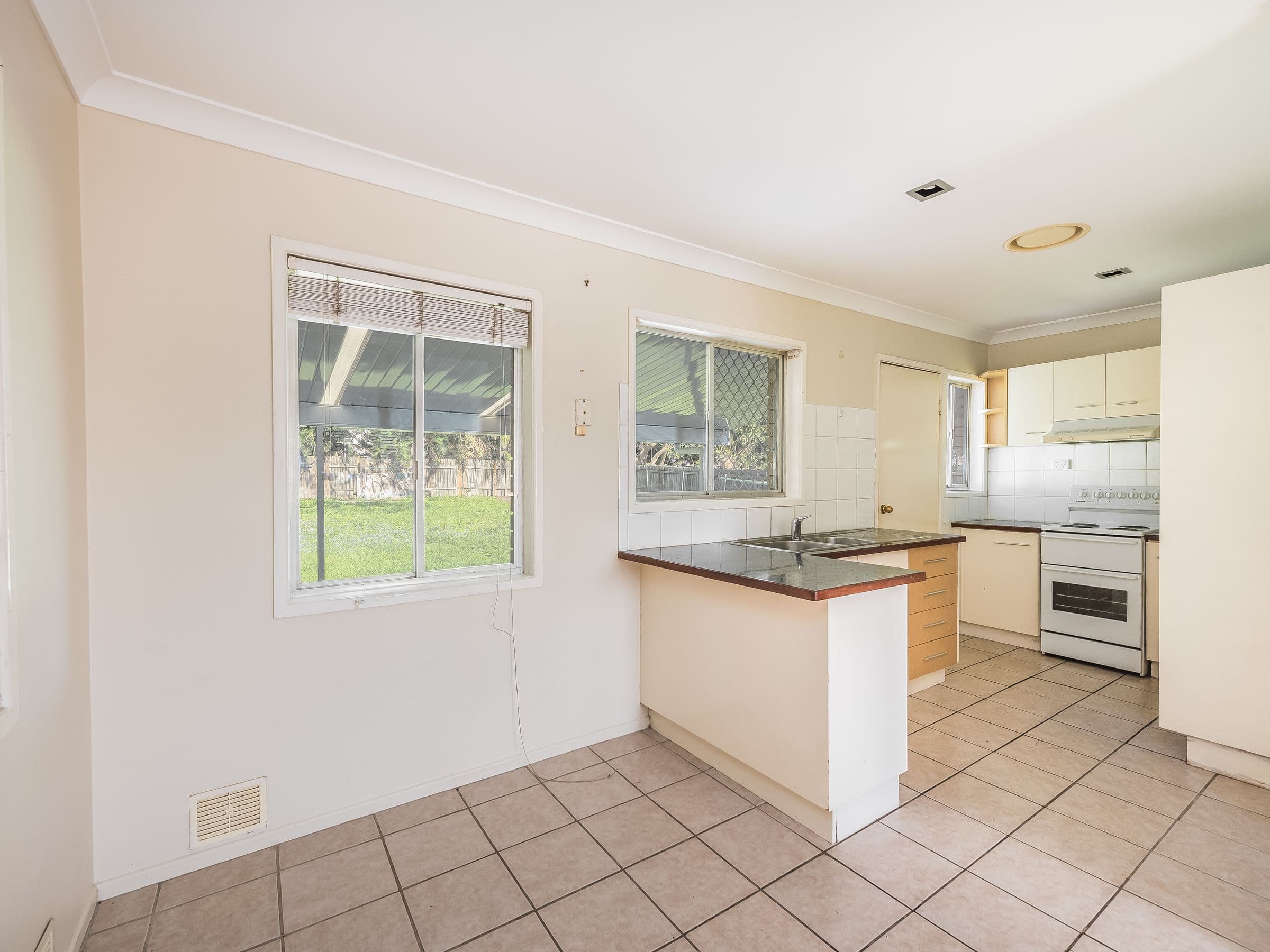 34 Mungala Street, Rochedale South QLD 4123, Rochedale South - Thumbnail 3