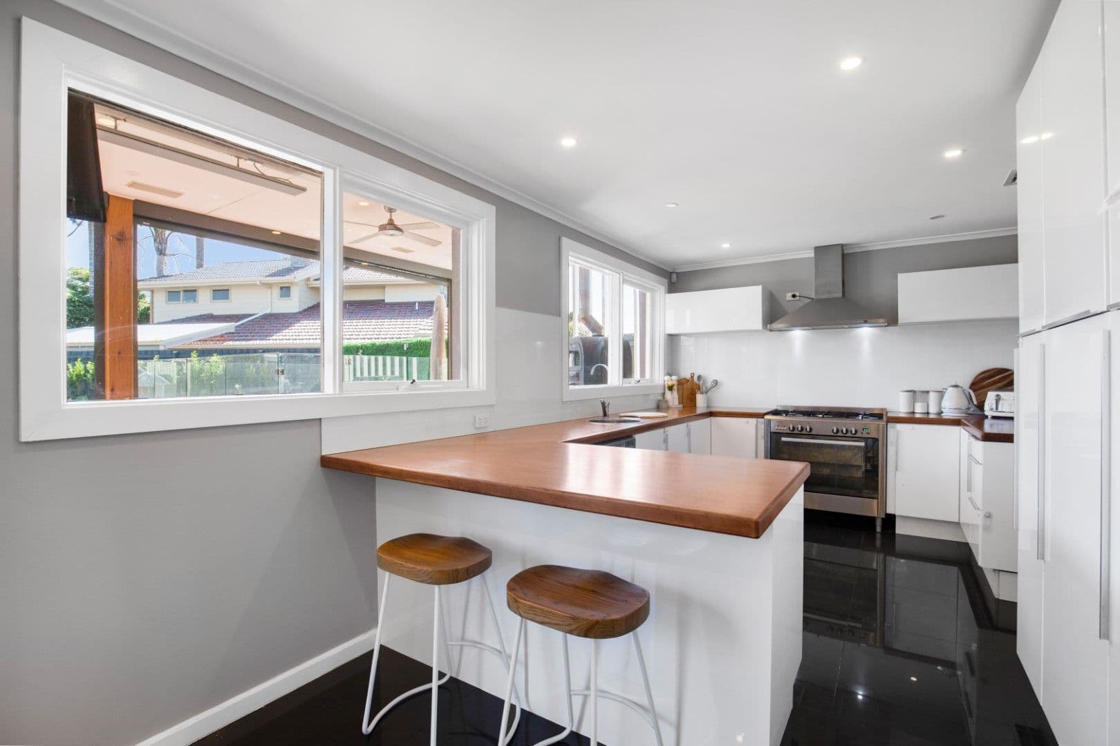 4 Pickworth Drive, Dingley Village VIC 3172, Dingley Village - Thumbnail 5