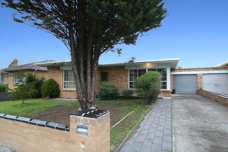 5 Gordon Avenue, OAKLEIGH EAST VIC 3166, Oakleigh East - Image 1