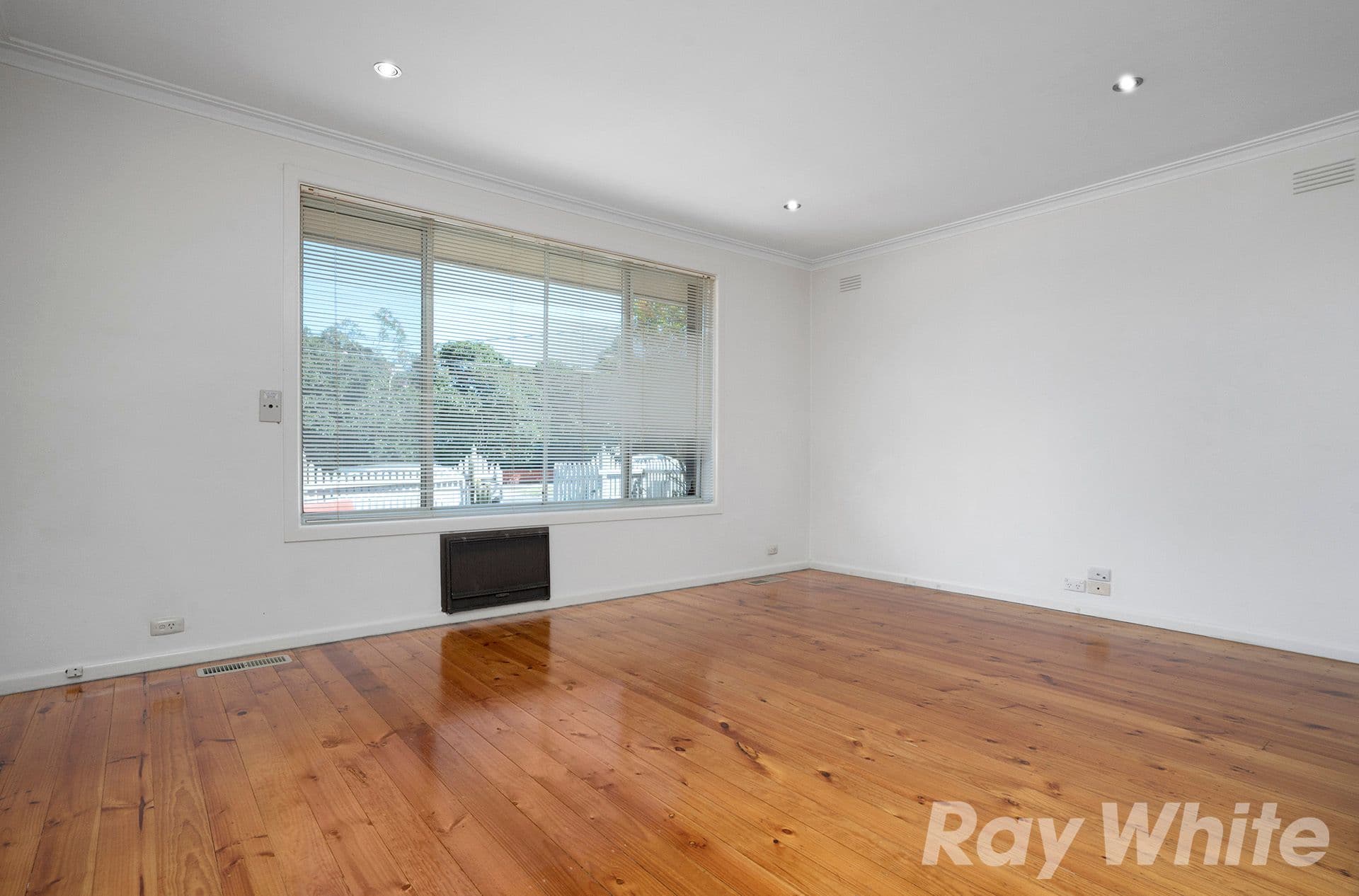 9 Delacombe Court, Cheltenham VIC 3192, Cheltenham - Thumbnail 3