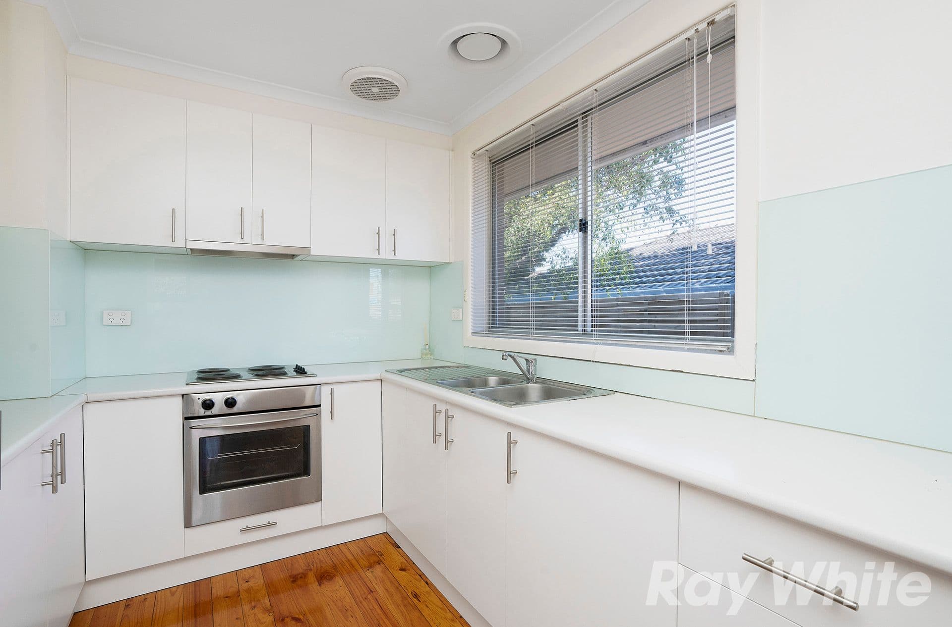 9 Delacombe Court, Cheltenham VIC 3192, Cheltenham - Thumbnail 4