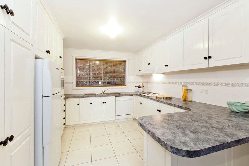 114 Duggan Street, Black Hill VIC 3350, Black Hill - Thumbnail 3