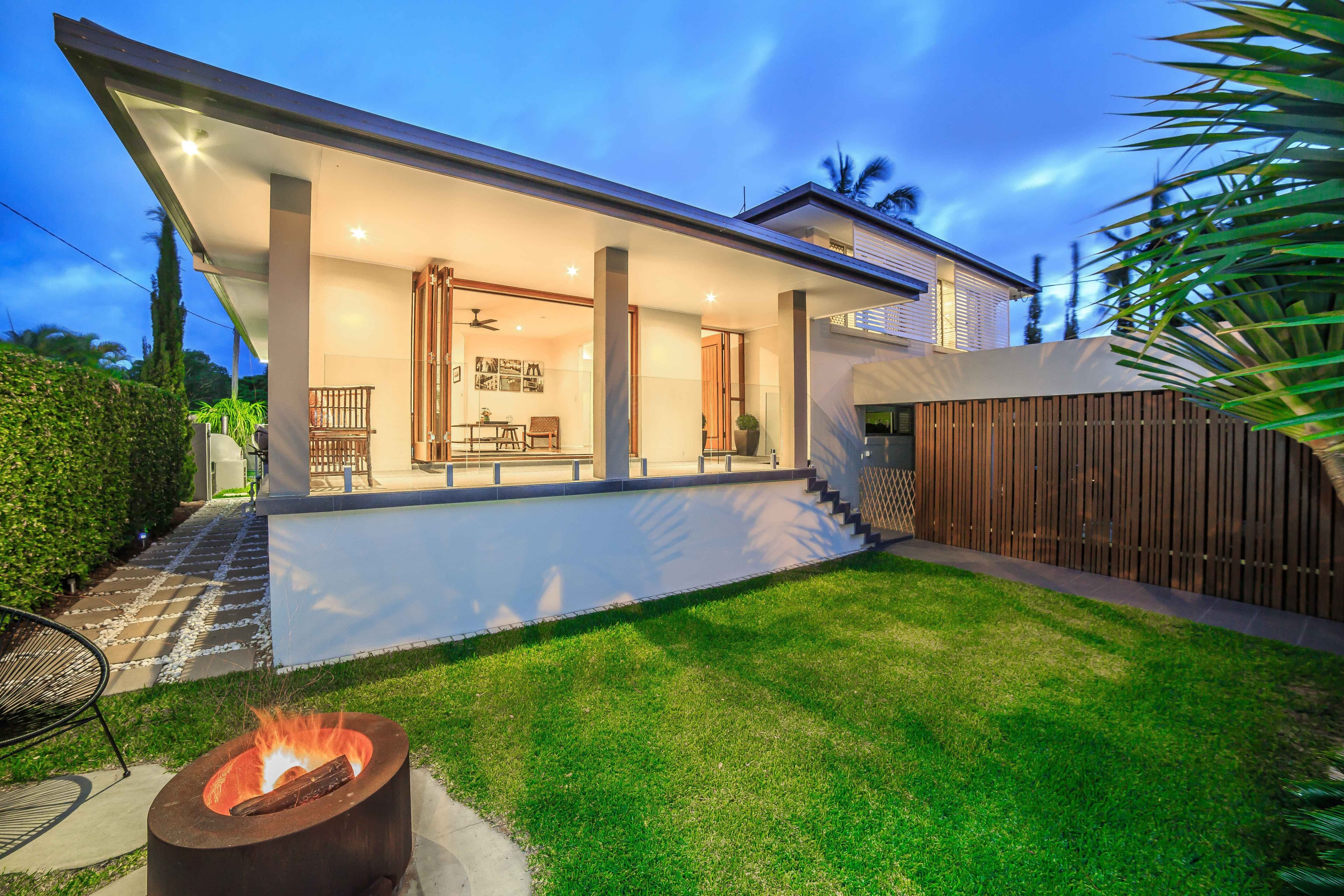 14 Savoy Drive, Broadbeach Waters QLD 4218, Broadbeach Waters - Image 1