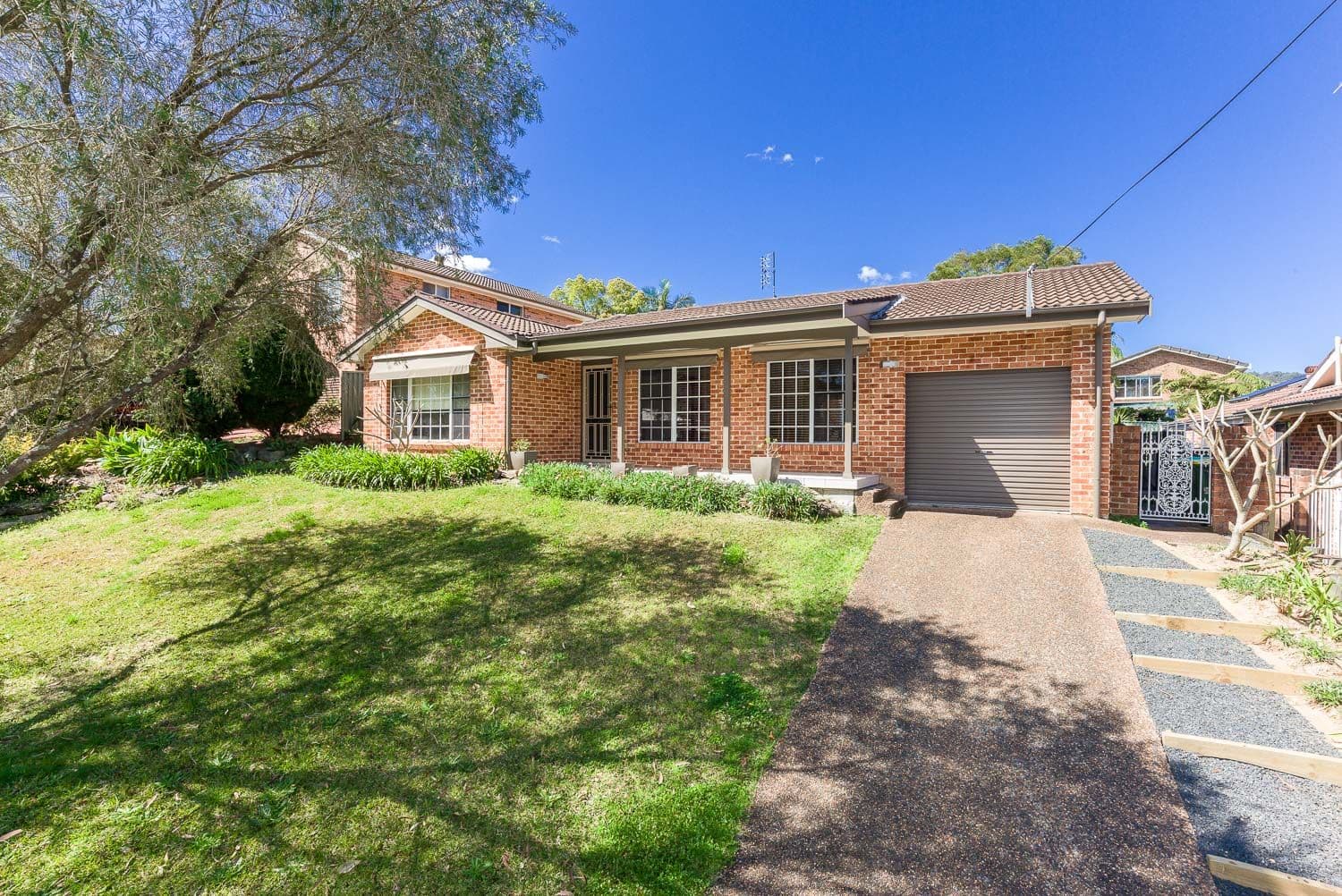 10 Dalgety Crescent, GREEN POINT NSW 2251, Green Point - Image 1
