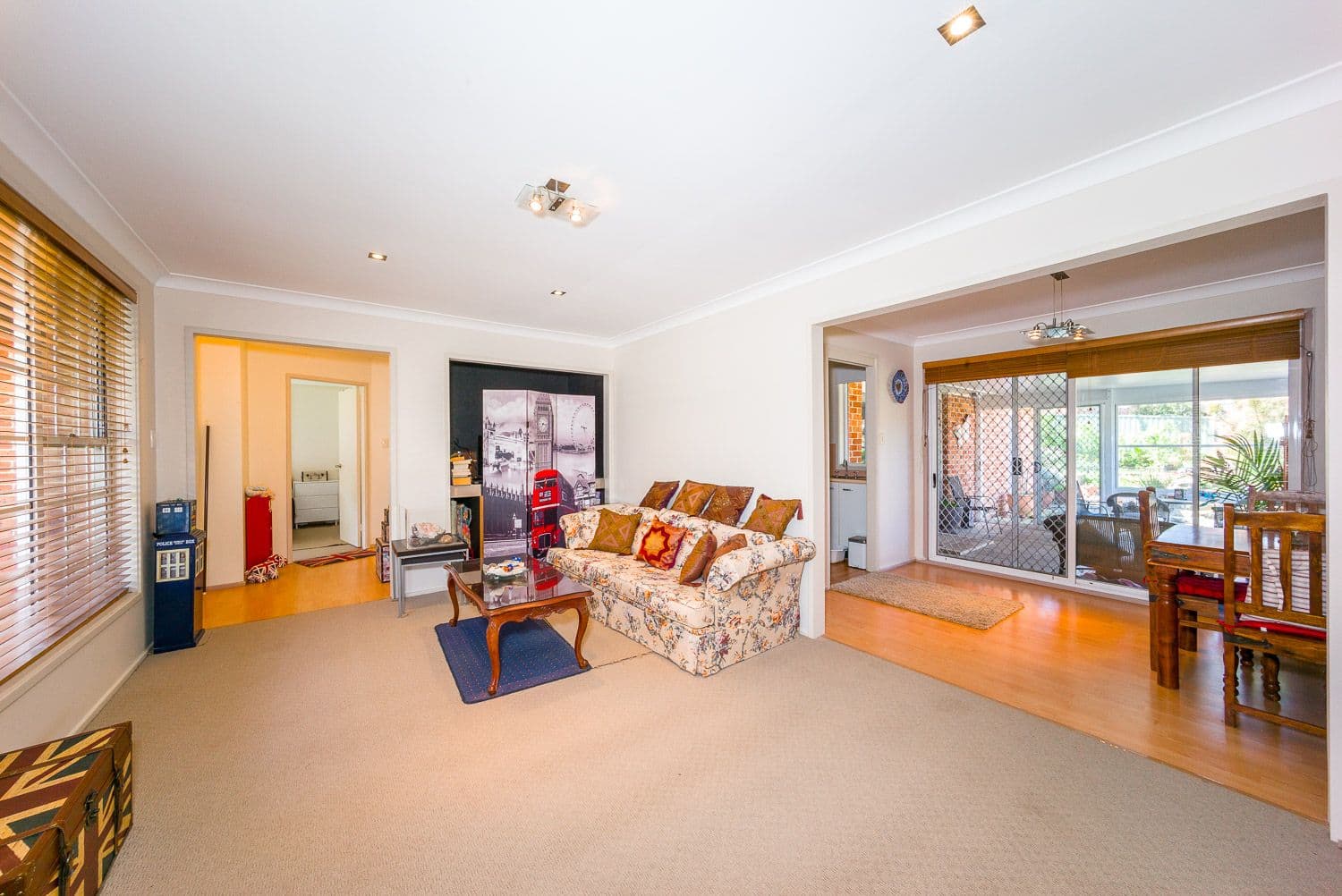 10 Dalgety Crescent, GREEN POINT NSW 2251, Green Point - Thumbnail 2