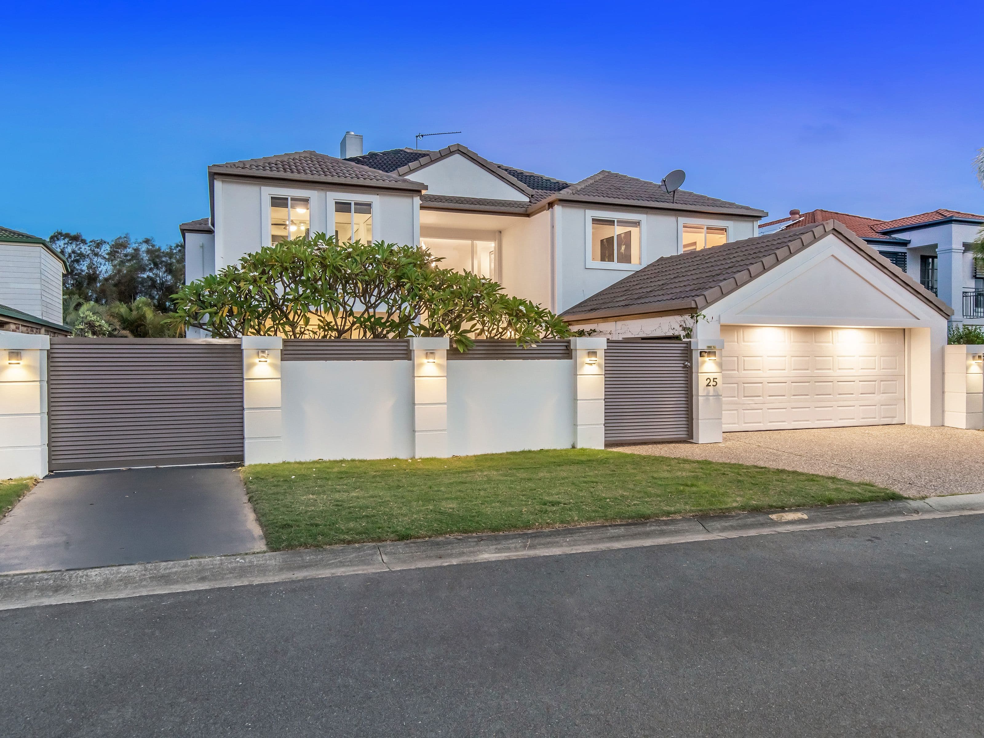 25 Corringle Close, Helensvale QLD 4212, Helensvale - Thumbnail 4