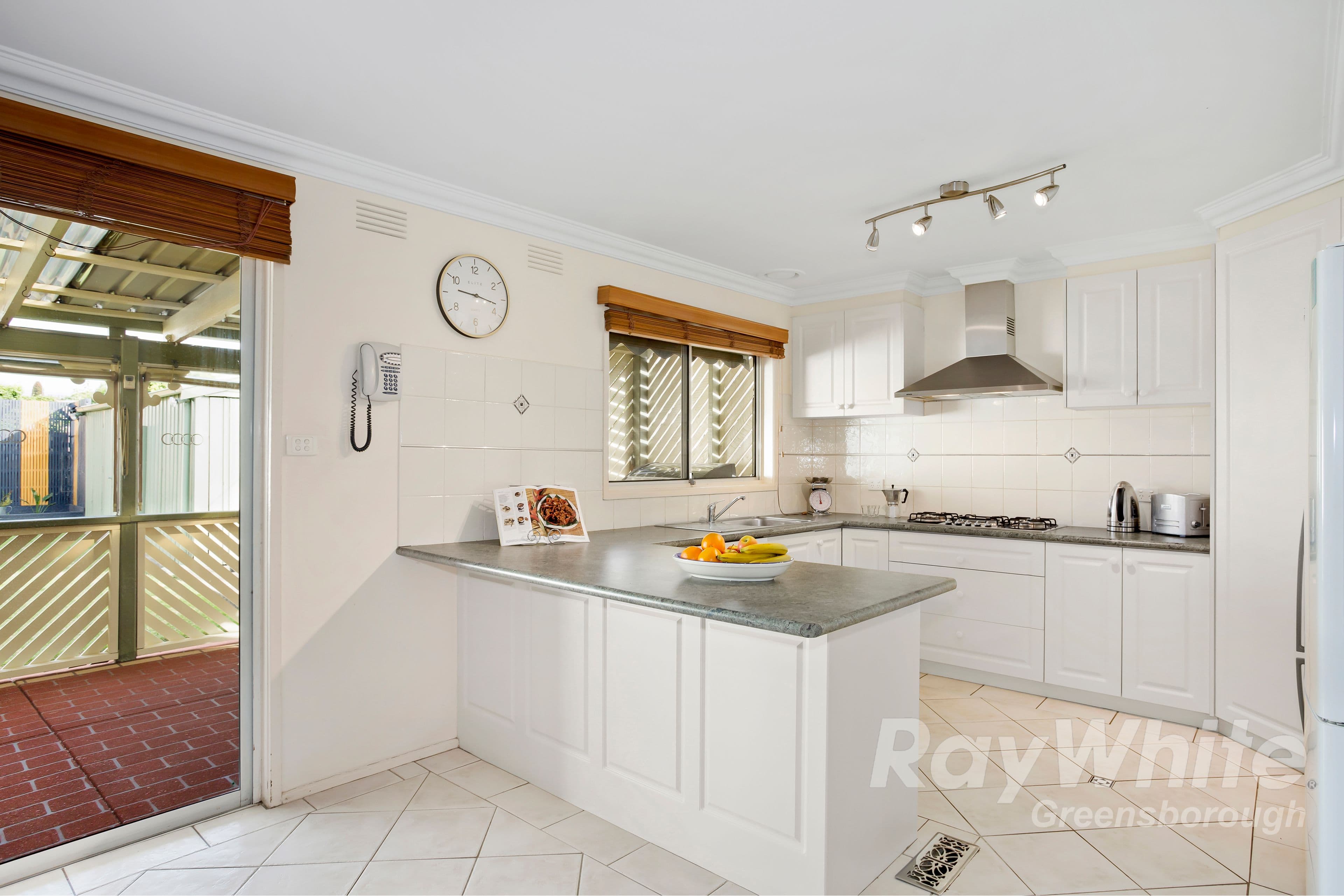 9 Ameily Crescent, Reservoir VIC 3073, Reservoir - Thumbnail 7