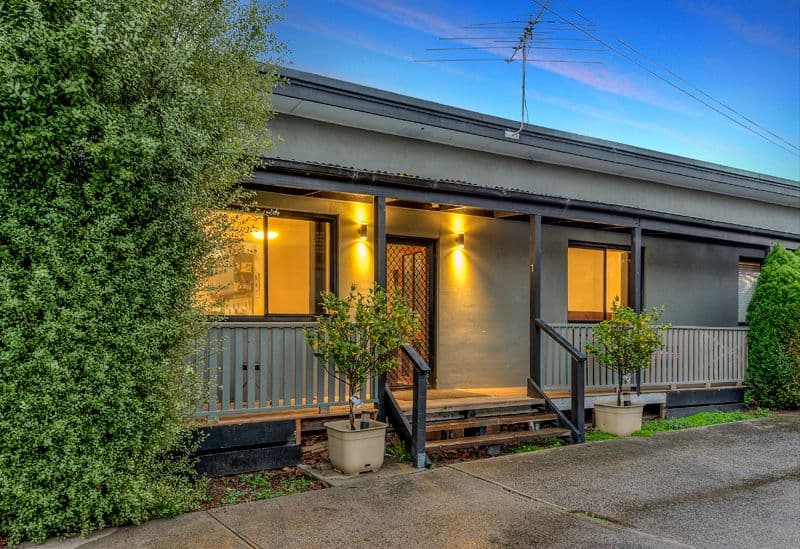 10 Hickford Street, Reservoir VIC 3073, Reservoir - Image 1