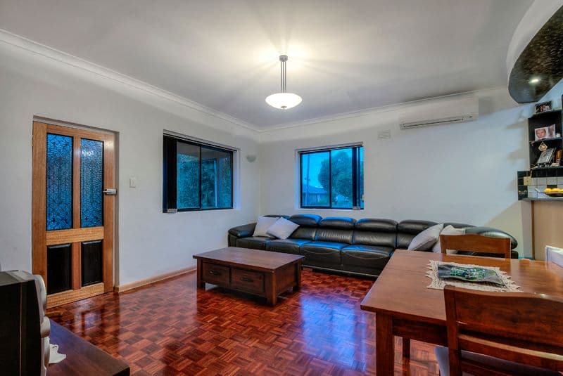 10 Hickford Street, Reservoir VIC 3073, Reservoir - Thumbnail 3