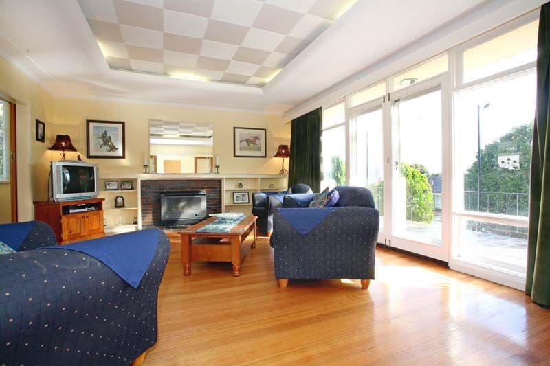 10  Joyce Avenue, GLEN WAVERLEY VIC 3150, Glen Waverley - Thumbnail 3