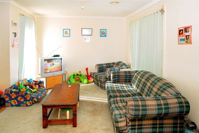 84 Dianne Avenue, CRAIGIEBURN VIC 3064, Craigieburn - Thumbnail 3