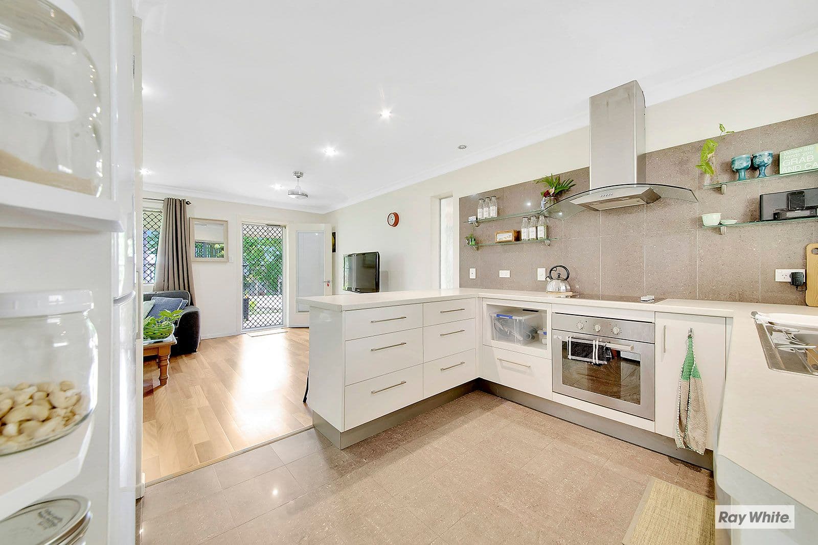 4 Maple Street, Yeppoon QLD 4703, Yeppoon - Thumbnail 4