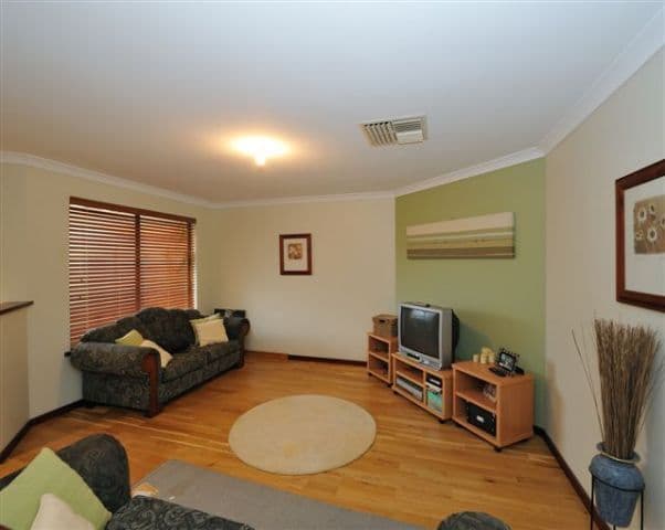 2 Kerver Way, PORT KENNEDY WA 6172, Port Kennedy - Thumbnail 5