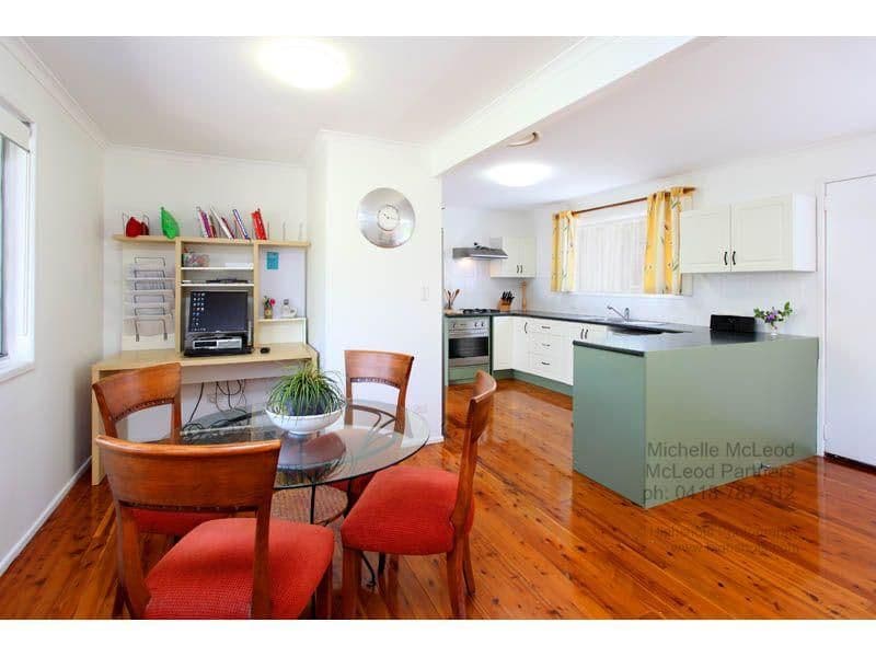 23 Noreen Street, CHAPEL HILL QLD 4069, Chapel Hill - Thumbnail 5