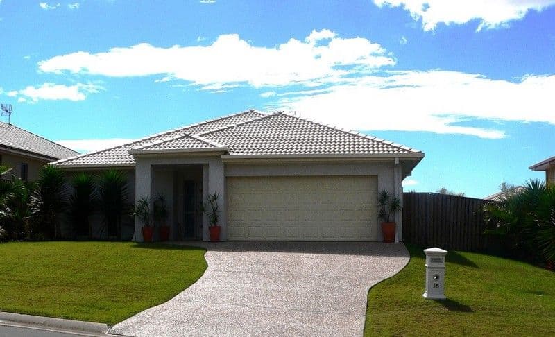 16 Greendragon Crescent, UPPER COOMERA QLD 4209, Upper Coomera - Thumbnail 4