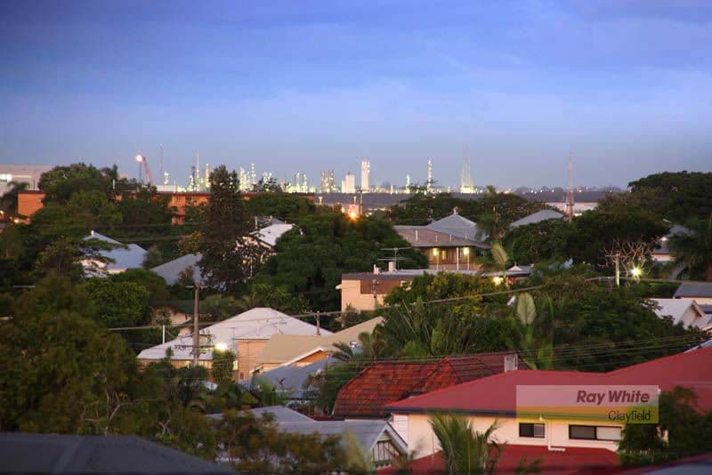32 Vine Street, CLAYFIELD QLD 4011, Clayfield - Image 1