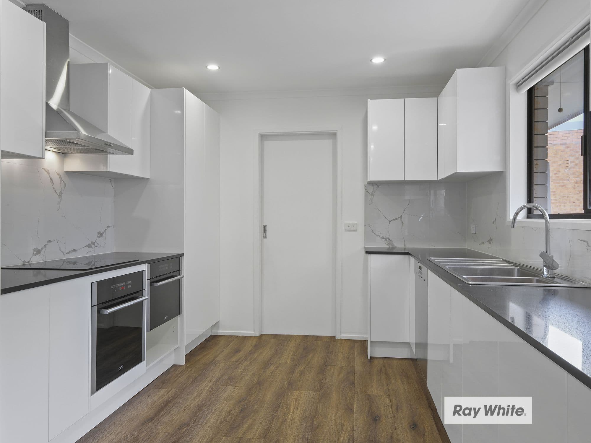 2 Mungo Place, Southport QLD 4215, Southport - Thumbnail 4