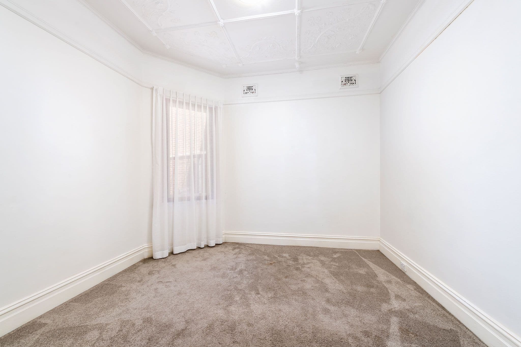 13 Clarendon Road, Stanmore - Thumbnail 7