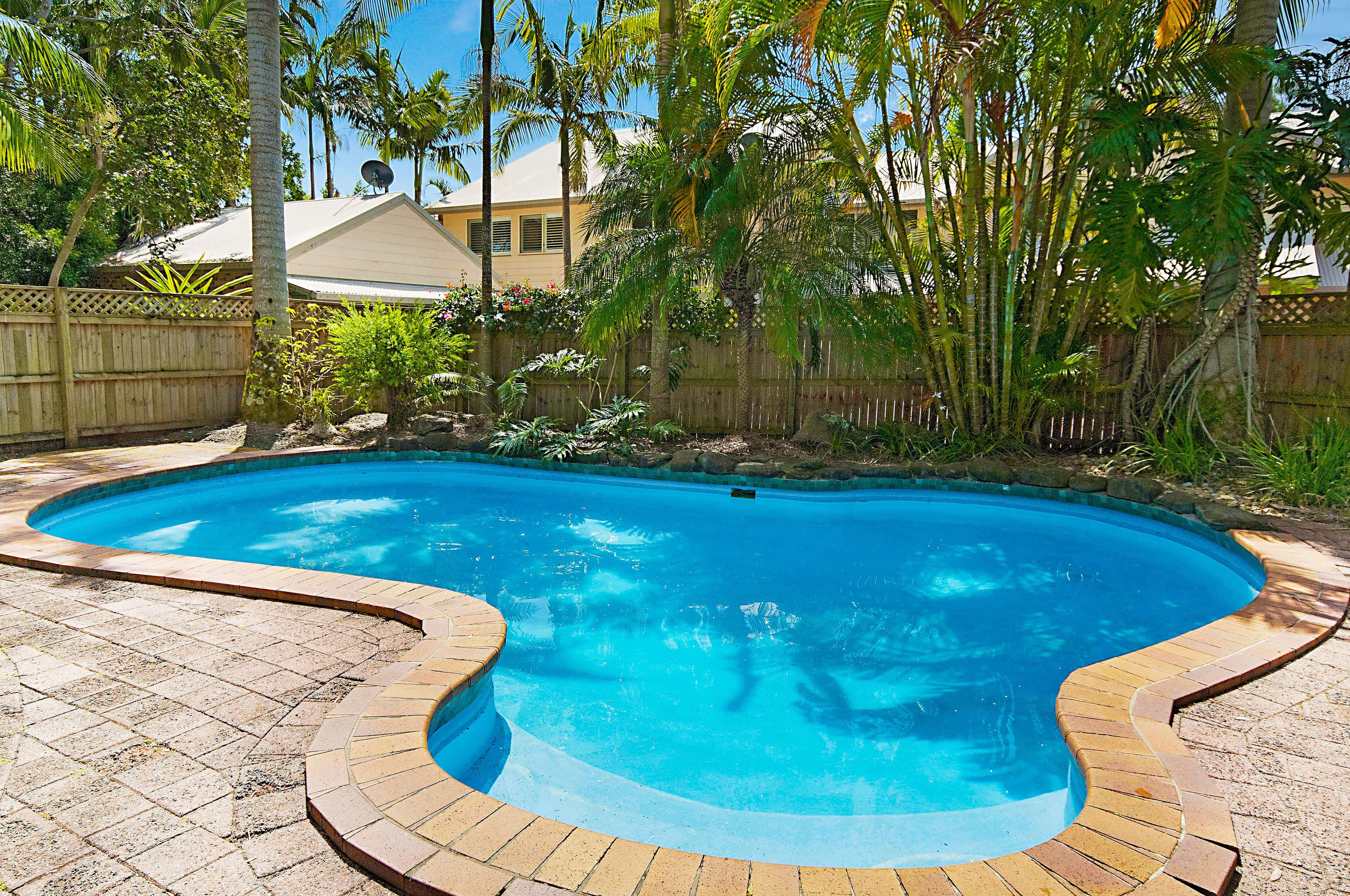 1 Belongil Crescent, Byron Bay NSW 2481, Byron Bay - Thumbnail 3