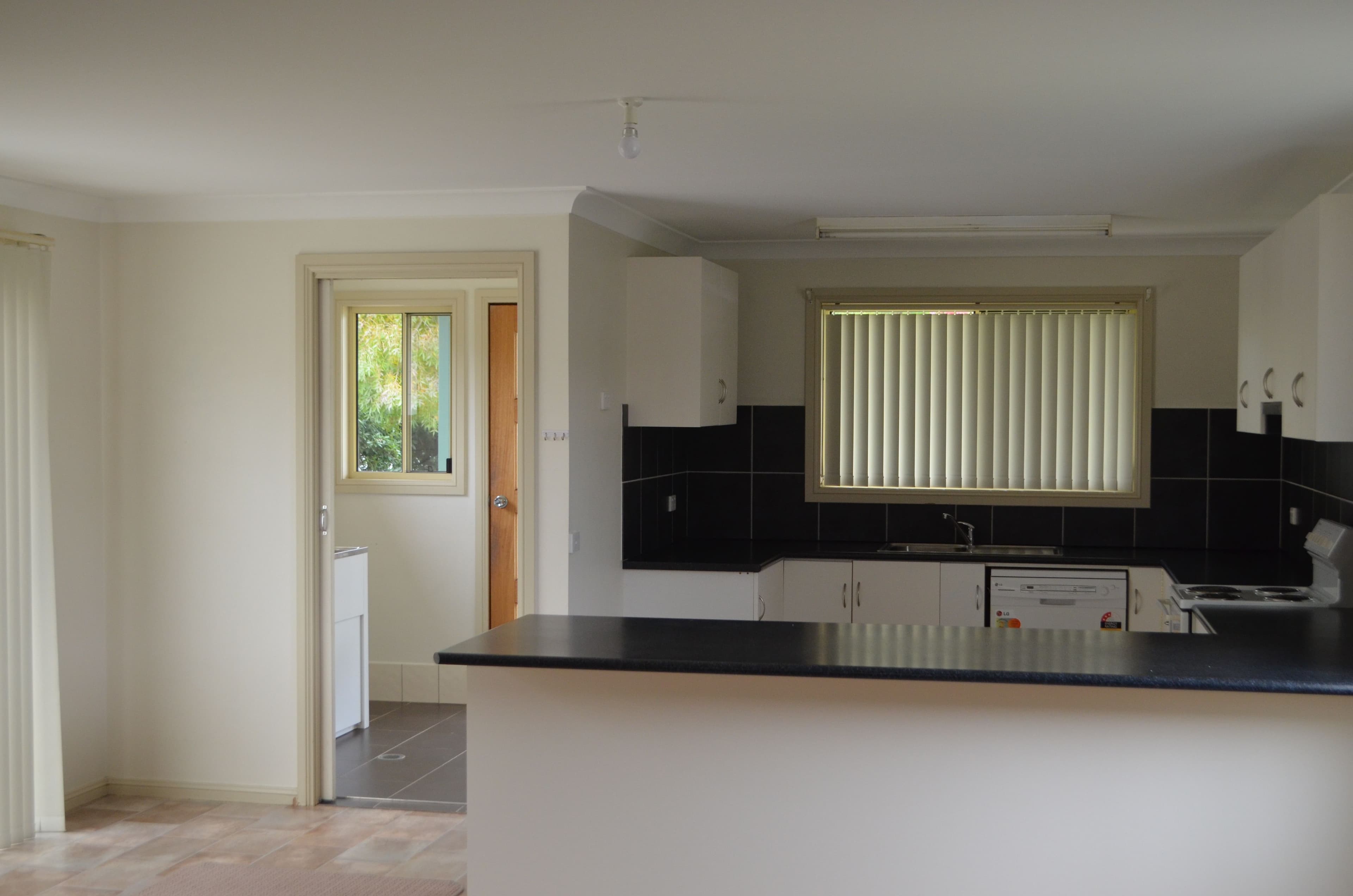 28 Cromwell Street, Adelong - Thumbnail 5