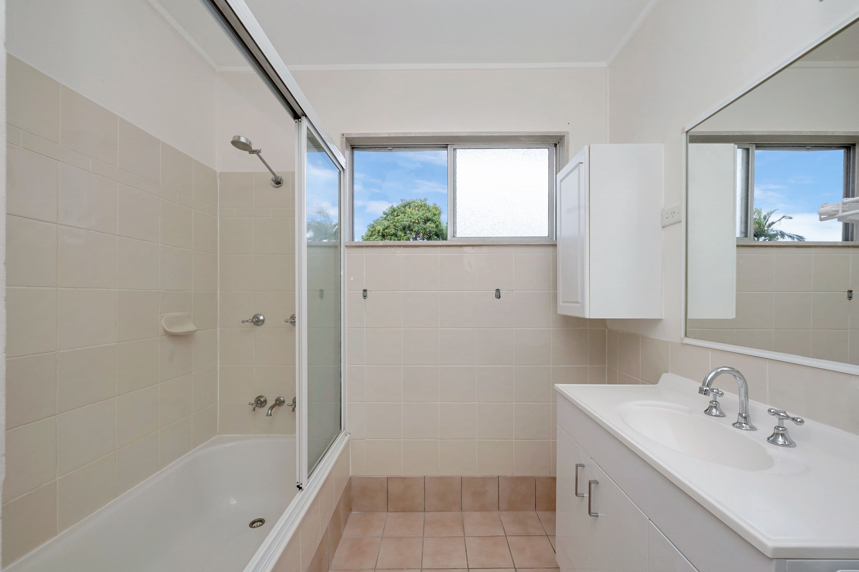 2 McLauchlan Crescent, Kelso QLD 4815, Kelso - Thumbnail 5