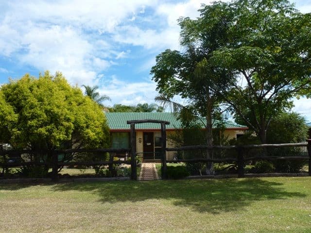 16 Cooper Avenue, OAKEY QLD 4401, Oakey - Image 1