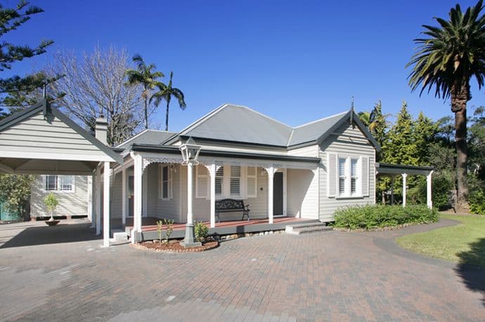 4 Roslyn Garden, GREEN POINT NSW 2251, Green Point - Thumbnail 2