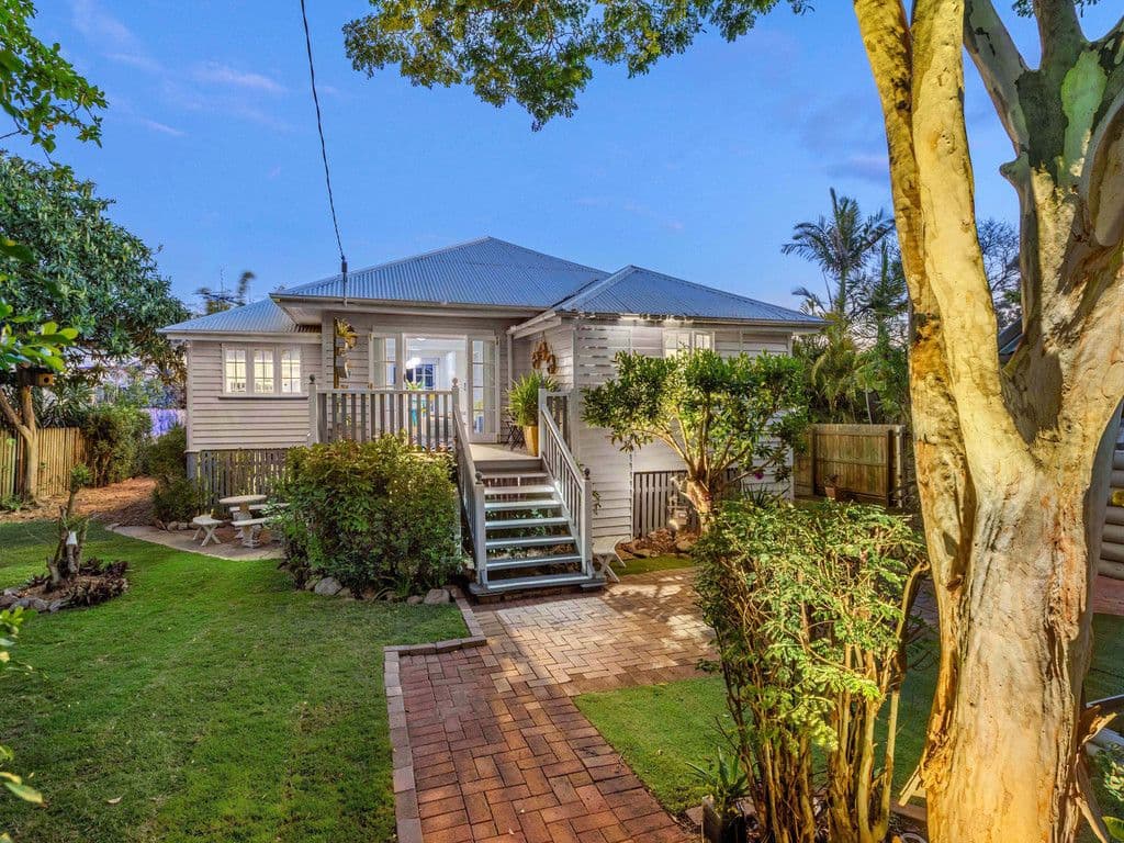 22 Murrell Street, Newmarket QLD 4051, Newmarket - Image 1