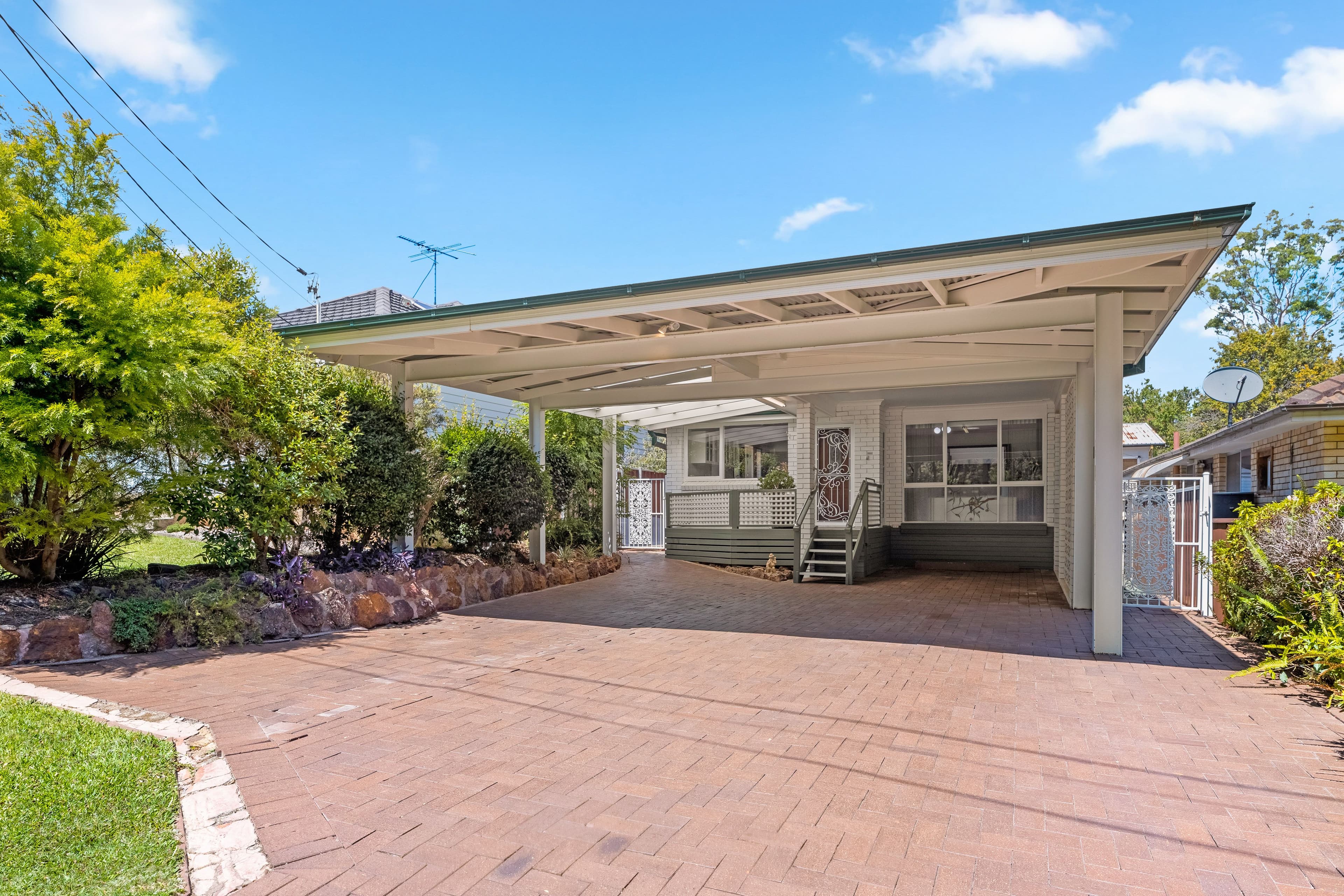 4 The Avenue, Heathcote NSW 2233, Heathcote - Image 1