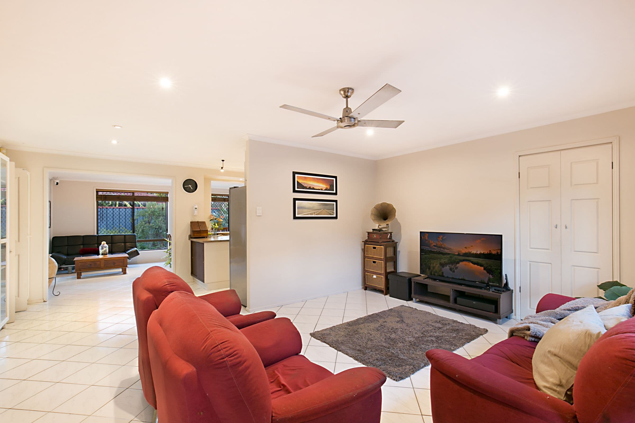 37 Springfield Crescent, Daisy Hill QLD 4127, Daisy Hill - Thumbnail 4