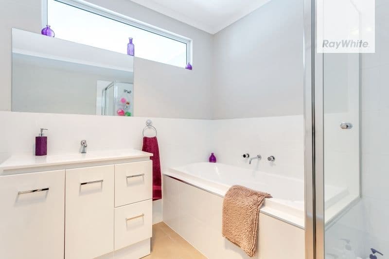 67 CONINGTON Crescent, Morphett Vale SA 5162, Morphett Vale - Thumbnail 5