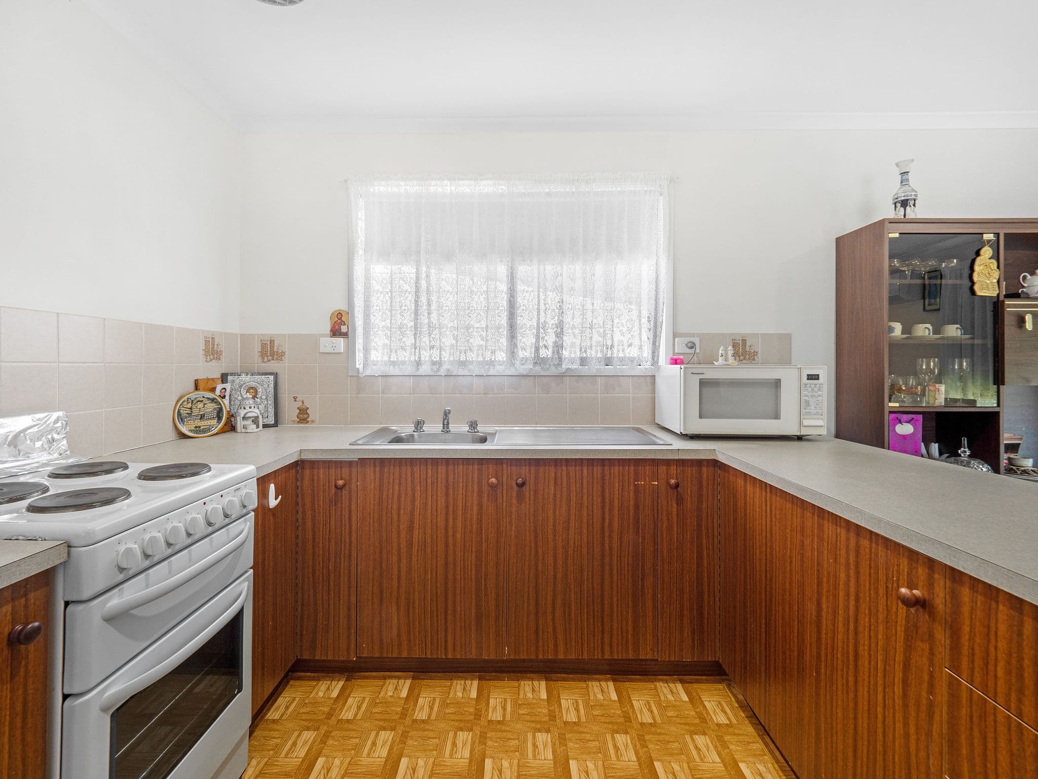 105 Justice Road, Cowes VIC 3922, Cowes - Thumbnail 2