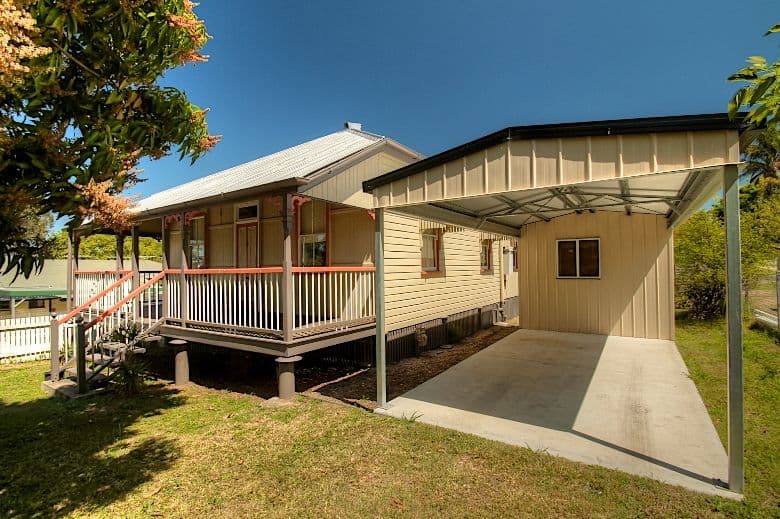 4 MACFARLANE Street, SADLIERS CROSSING QLD 4305, Sadliers Crossing - Thumbnail 2