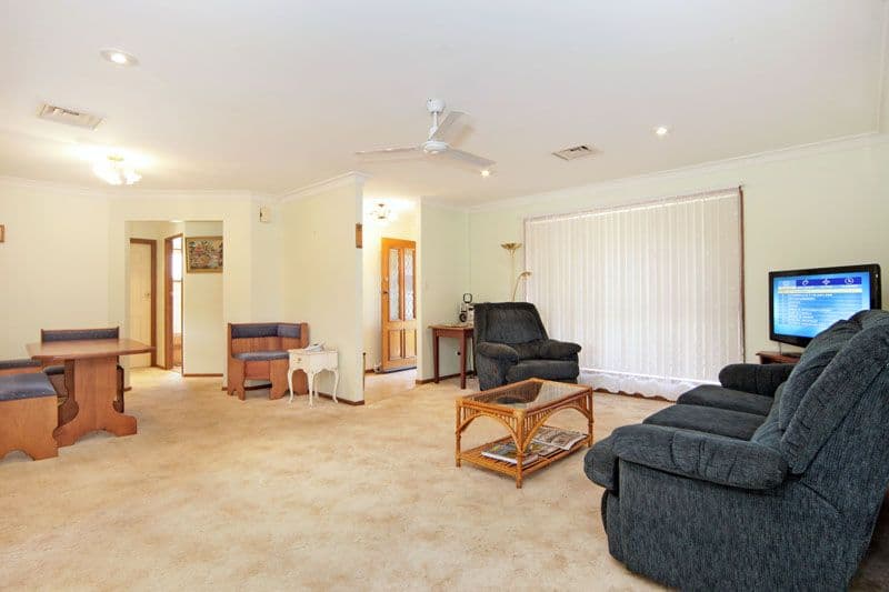 24 Anzac Road, LONG JETTY NSW 2261, Long Jetty - Thumbnail 2