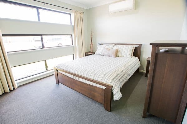 8 Roma Court, BEACONSFIELD QLD 4740, Beaconsfield - Thumbnail 4