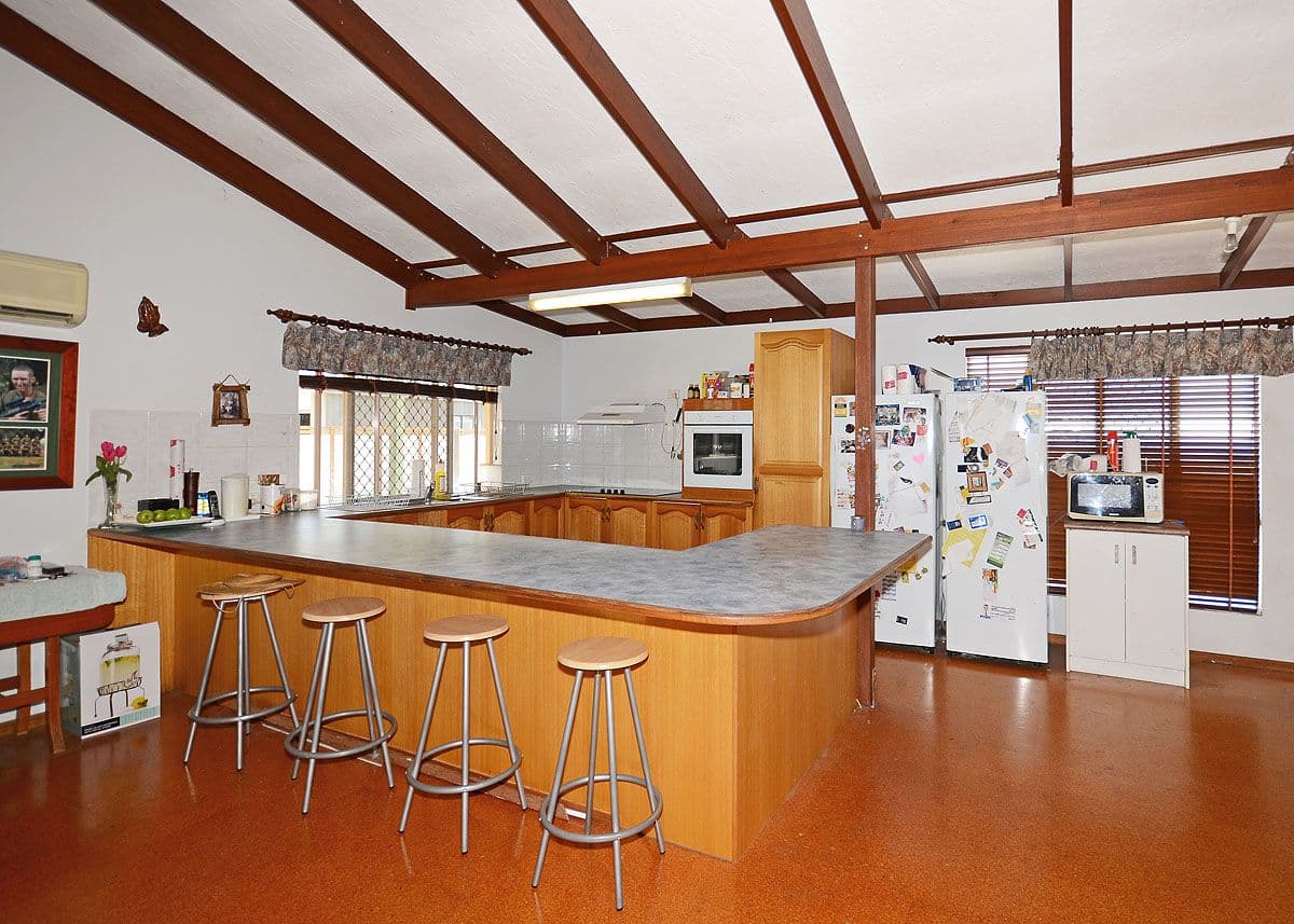 235 Doolong Road, Wondunna QLD 4655, Wondunna - Thumbnail 4