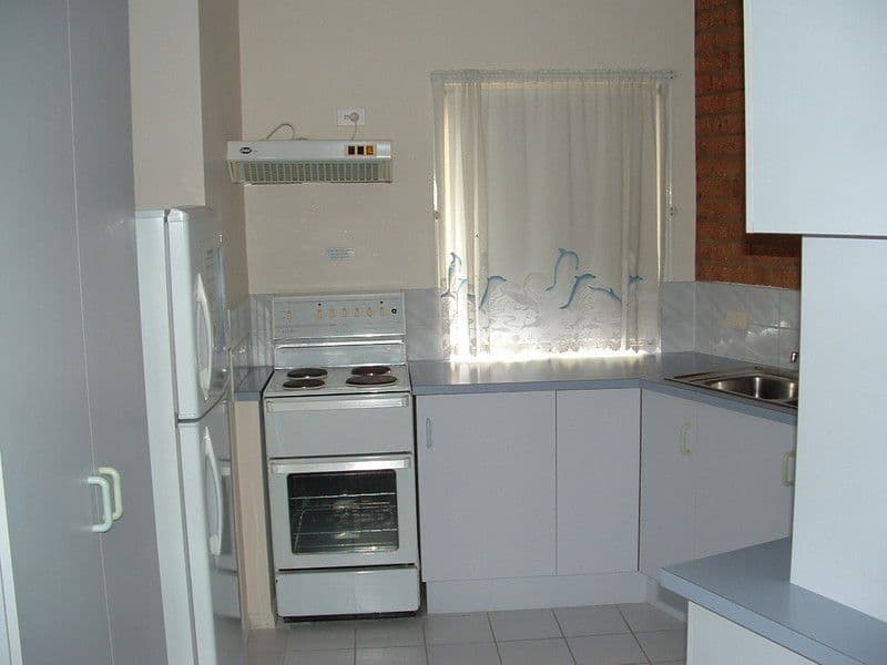 448 Charlton Esplanade, TORQUAY QLD 4655, Torquay - Thumbnail 2