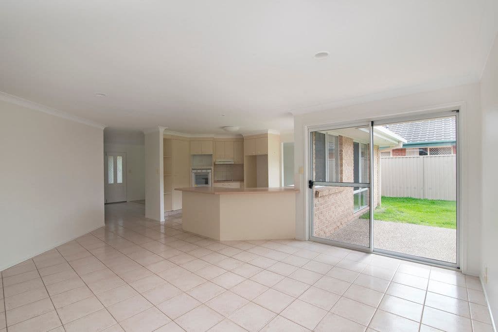 9 Chippendale Crescent, Currumbin Waters QLD 4223, Currumbin Waters - Thumbnail 3