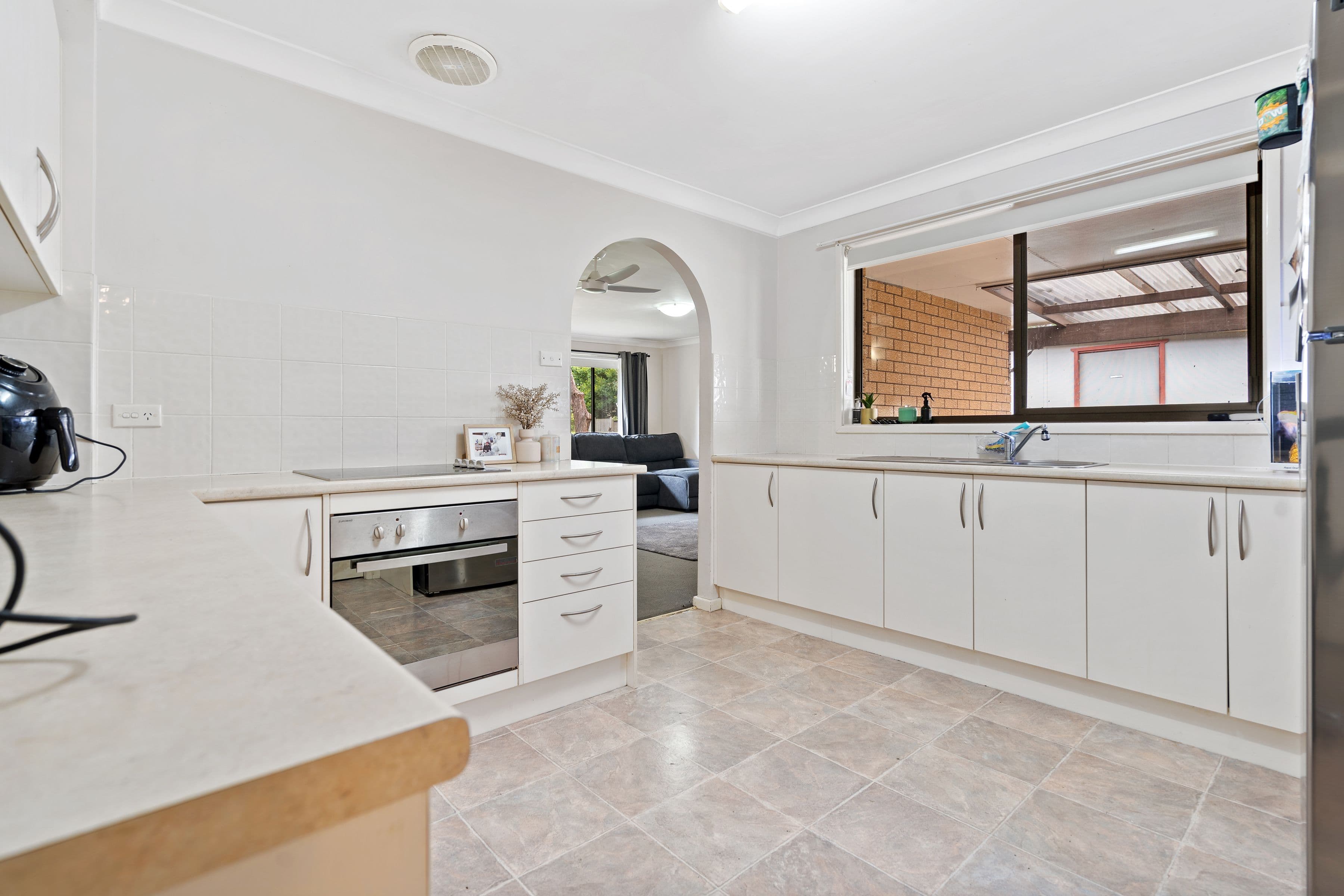 8 Lloyd George Grove, Tanilba Bay NSW 2319, Tanilba Bay - Thumbnail 2