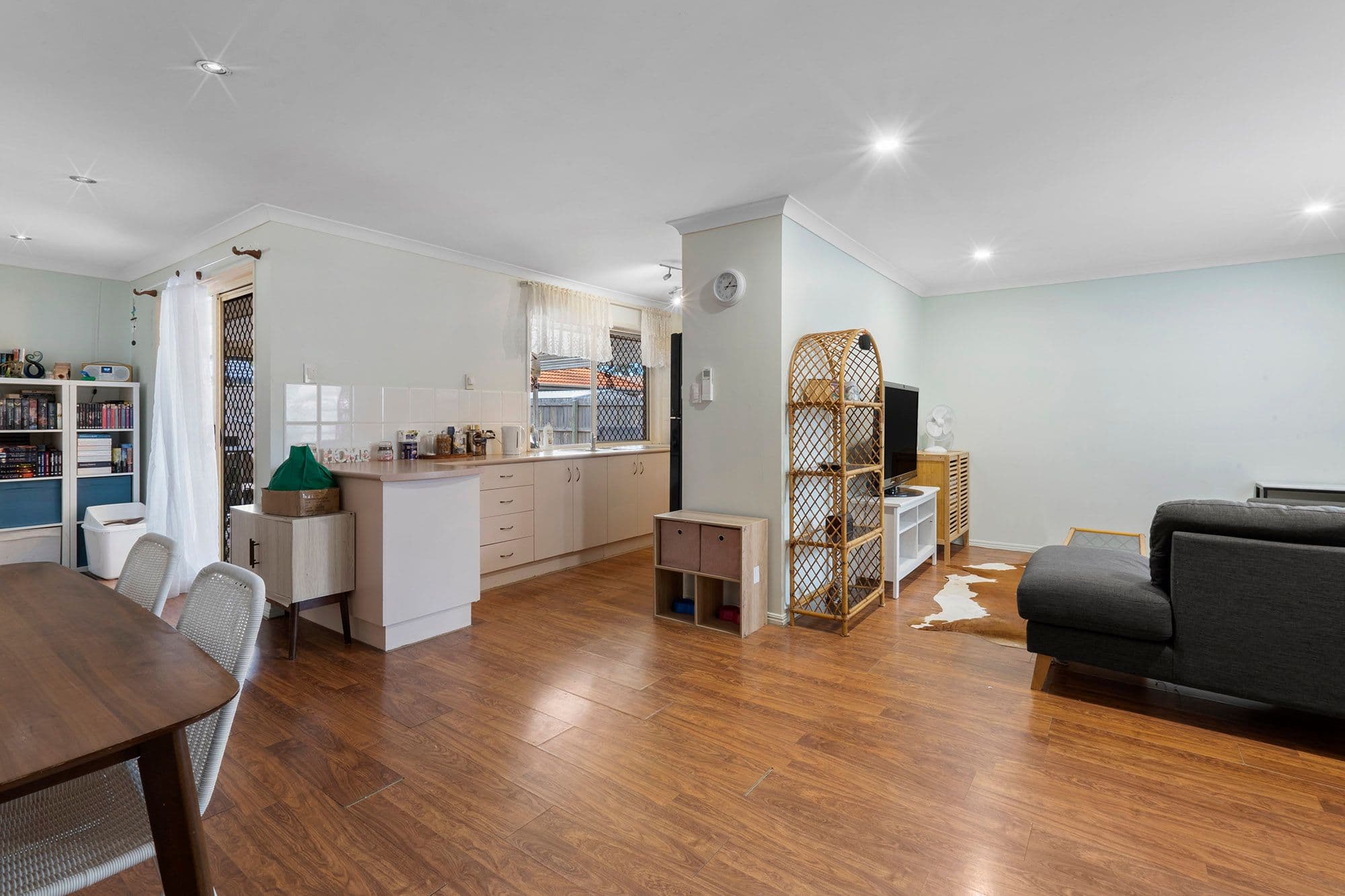 18 Oakwood Drive, Waterford West QLD 4133, Waterford West - Thumbnail 2