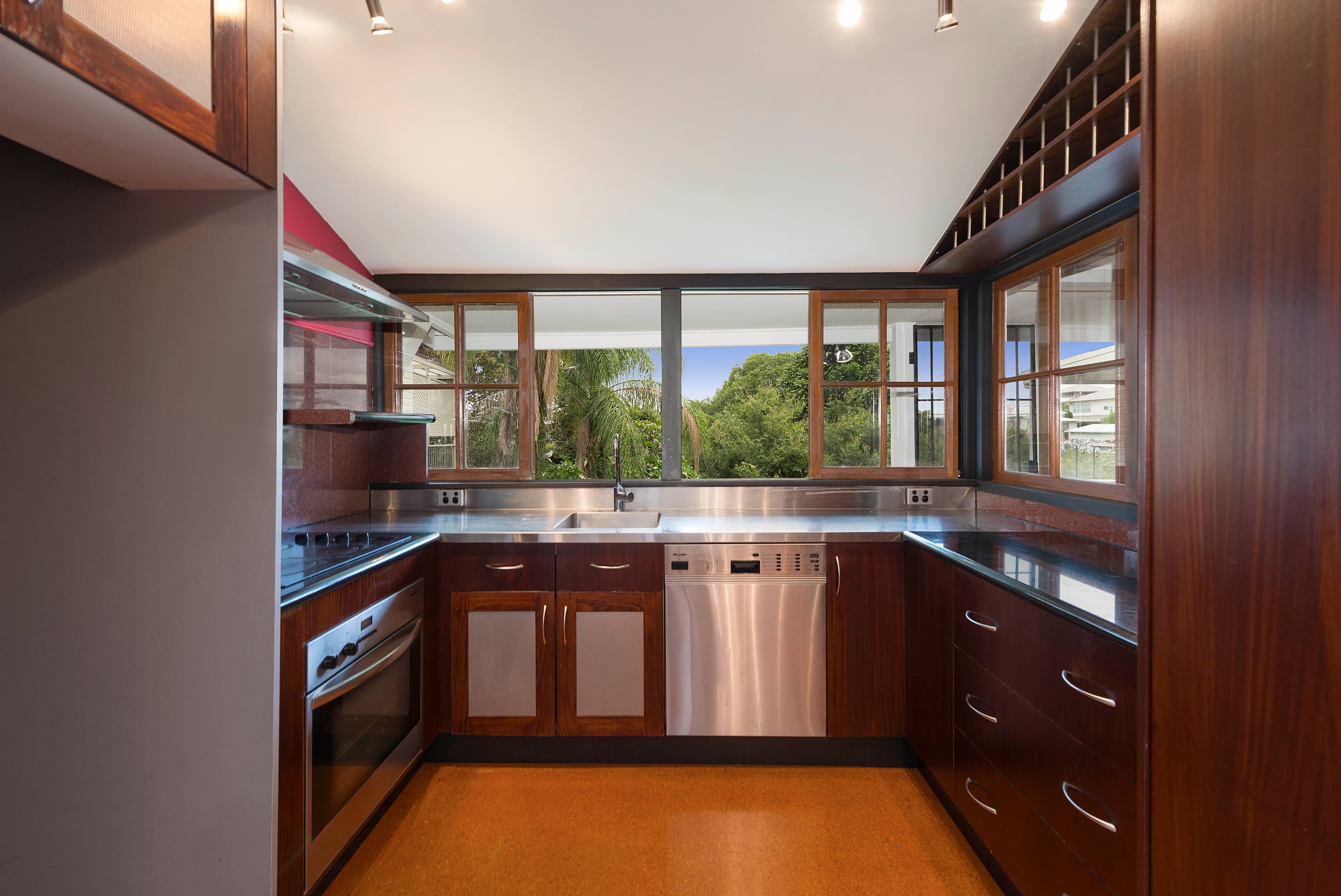 64 Cambridge Street, Red Hill QLD 4059, Red Hill - Thumbnail 3