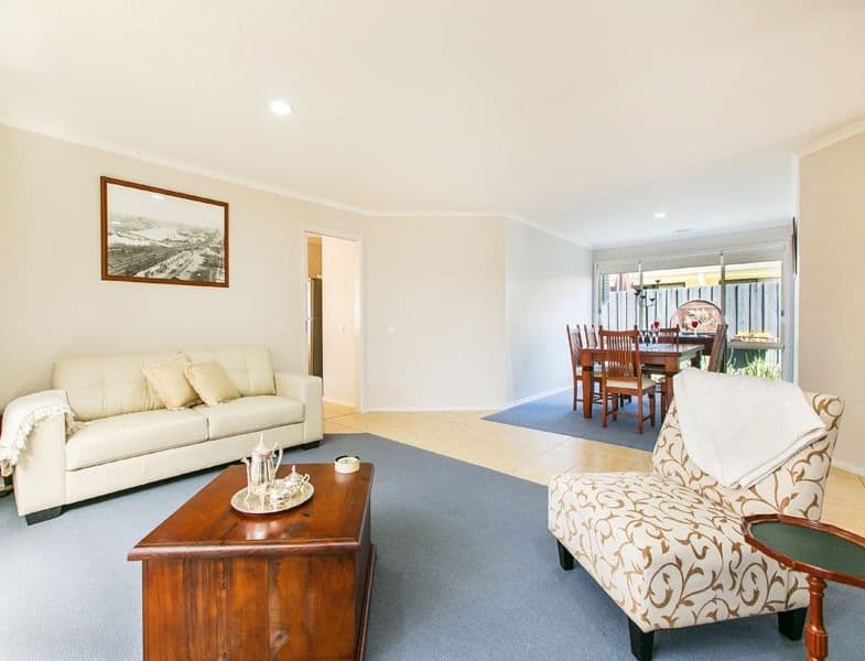 7 Nova Court, CHELTENHAM VIC 3192, Cheltenham - Thumbnail 2