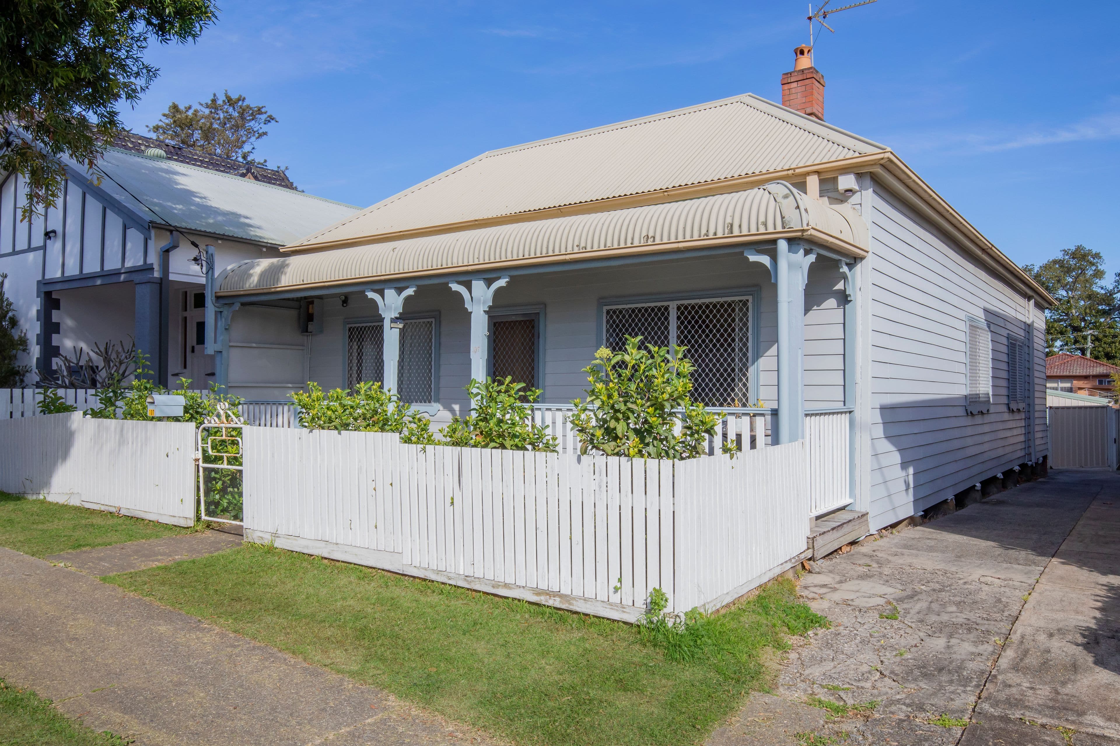 107 Cleary Street, Hamilton NSW 2303, Hamilton - Thumbnail 2
