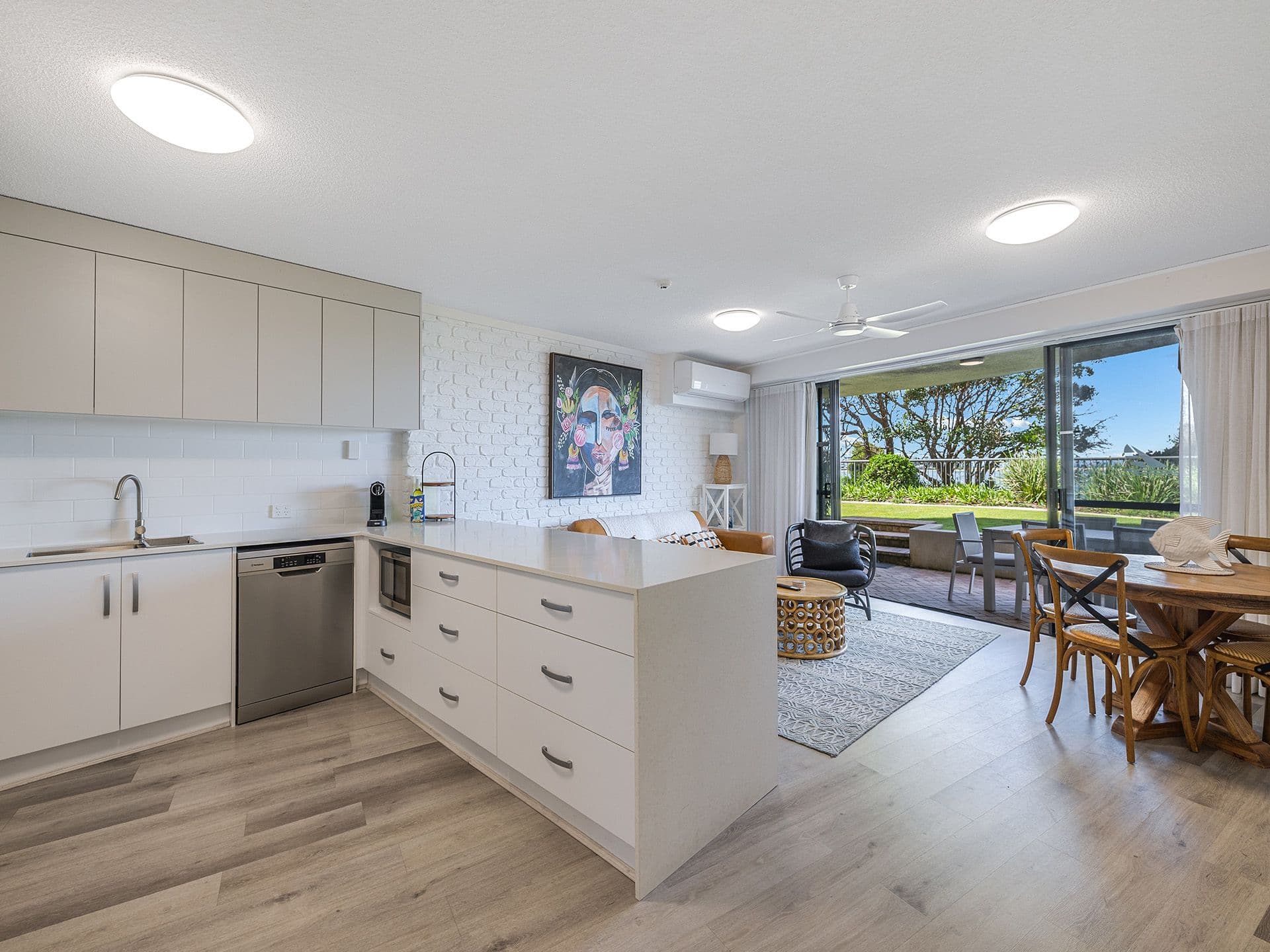2/24 Bulcock Street, Caloundra, QLD, 4551, Golden Beach - Thumbnail 3