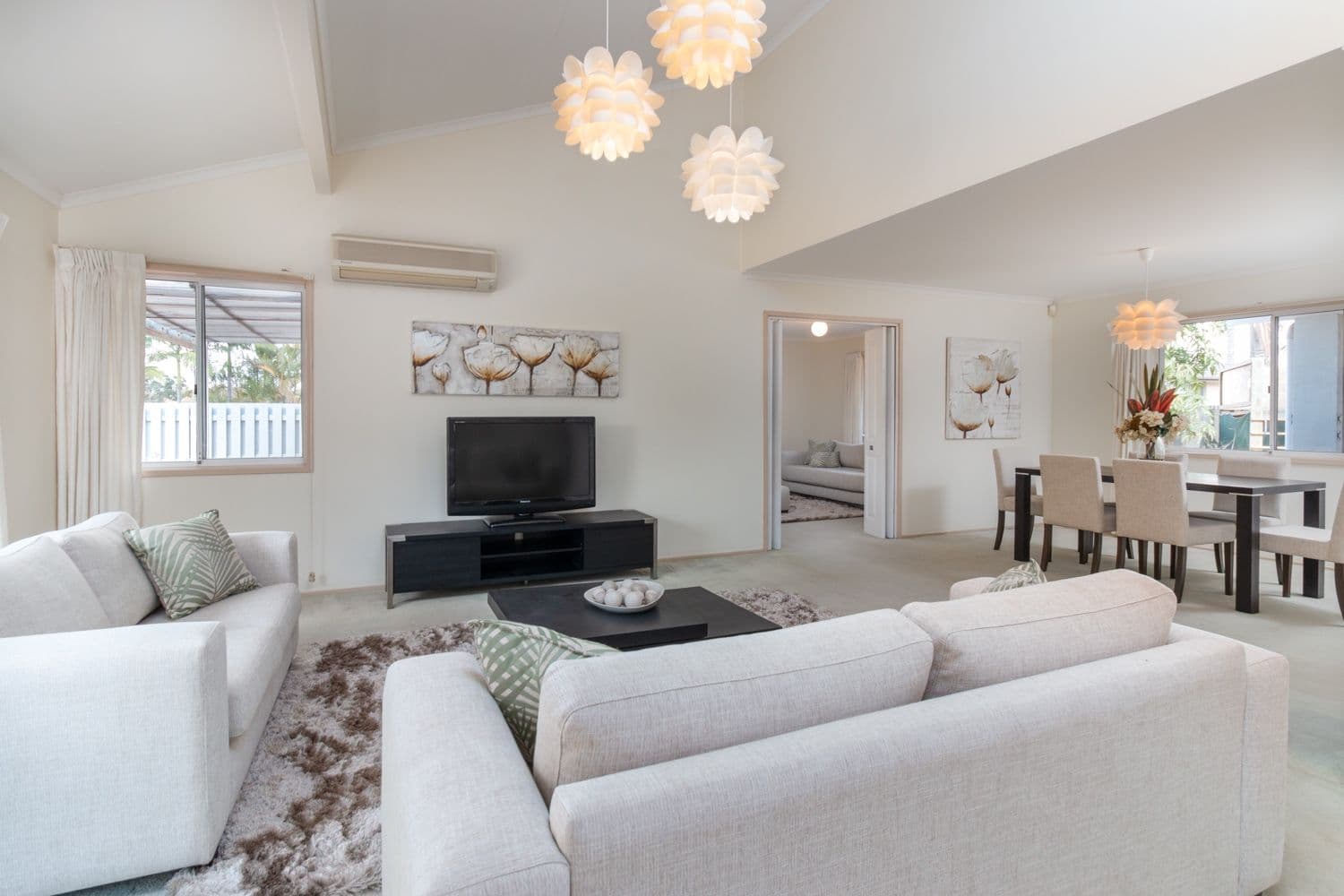 8 Vincent Place, Sinnamon Park QLD 4073, Sinnamon Park - Thumbnail 4