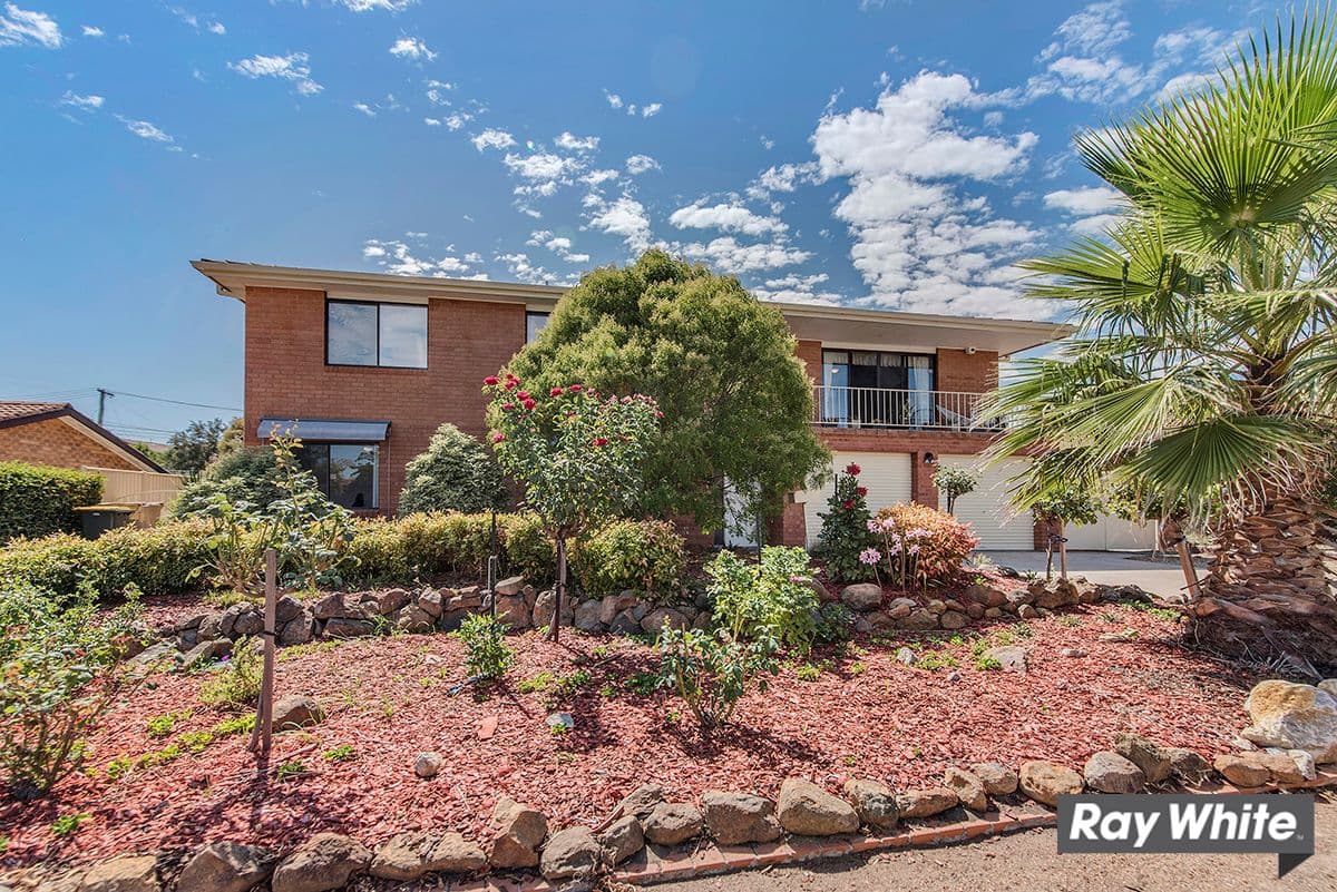 35 Whittell Crescent, Florey ACT 2615, Florey - Image 1