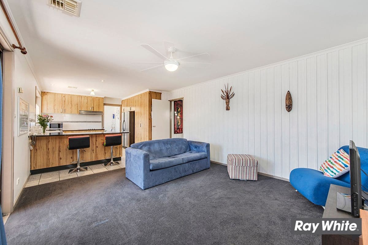 35 Whittell Crescent, Florey ACT 2615, Florey - Thumbnail 3
