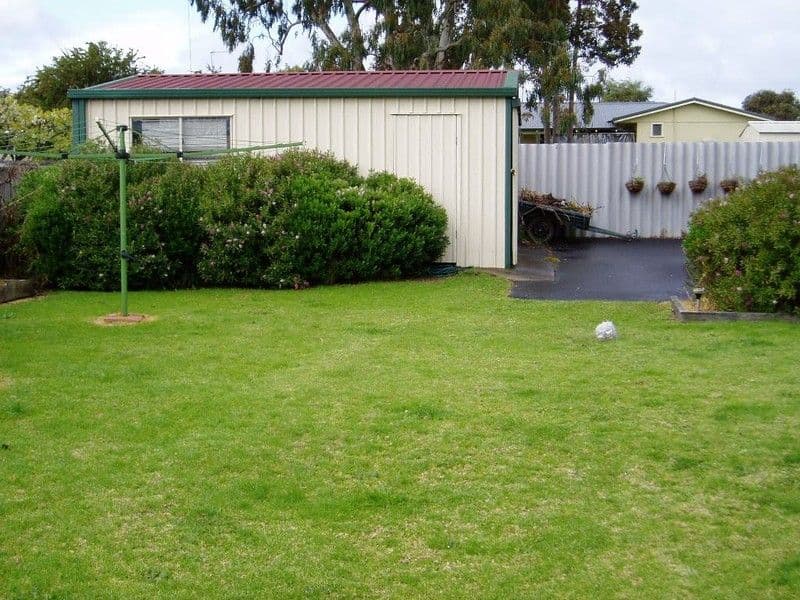 18 Moyes, MANJIMUP WA 6258, Manjimup - Thumbnail 2