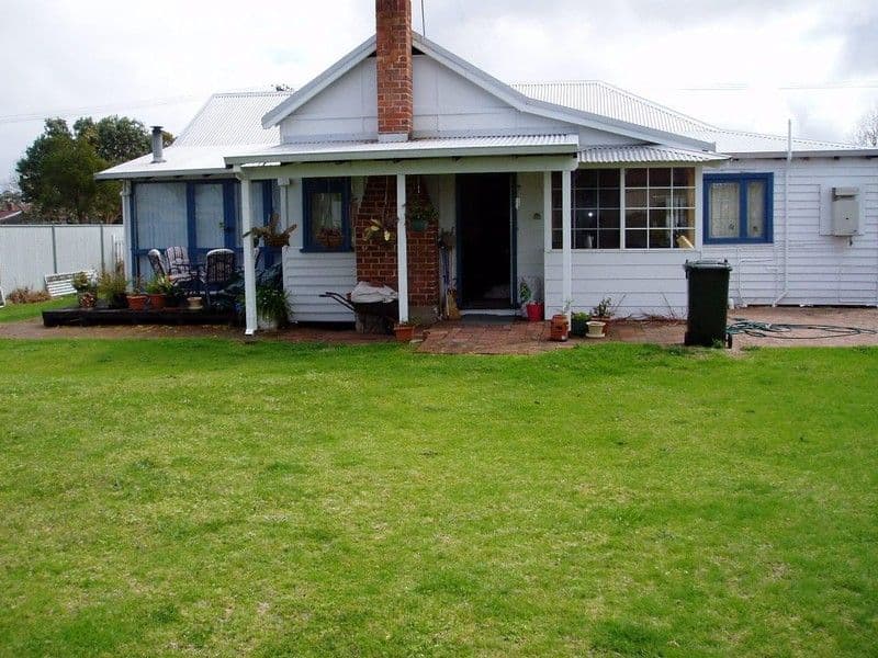 18 Moyes, MANJIMUP WA 6258, Manjimup - Thumbnail 7