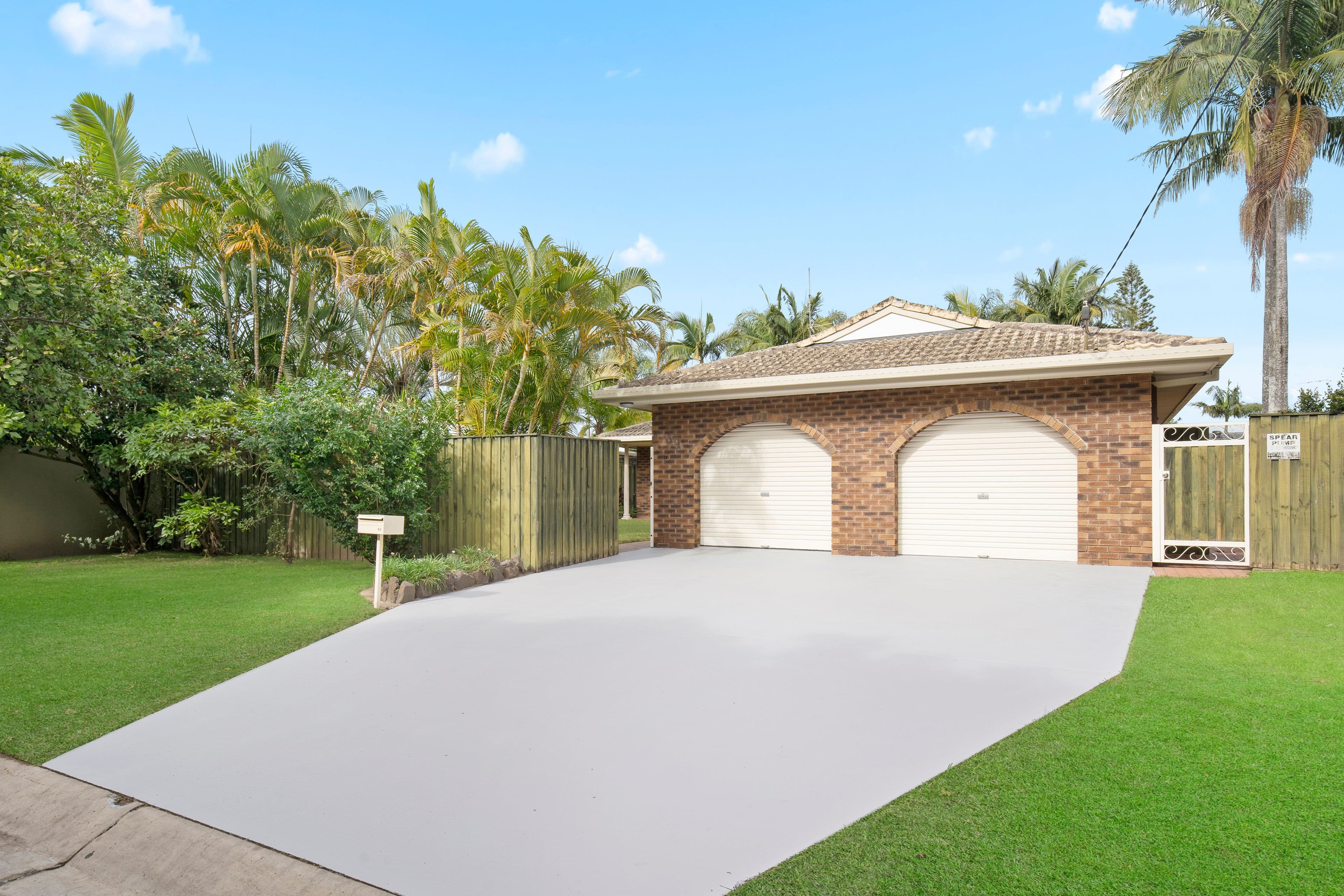 69 Cypress Drive, Broadbeach Waters QLD 4218, Broadbeach Waters - Thumbnail 3